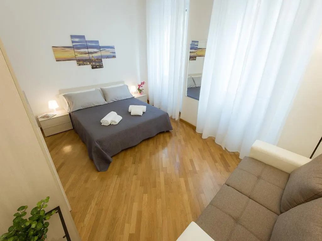Stylisch Canacci 2 Bedroom Apartment Florence