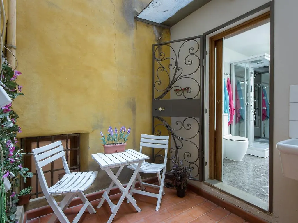 Stylisch Canacci 2 Bedroom Apartment Florence
