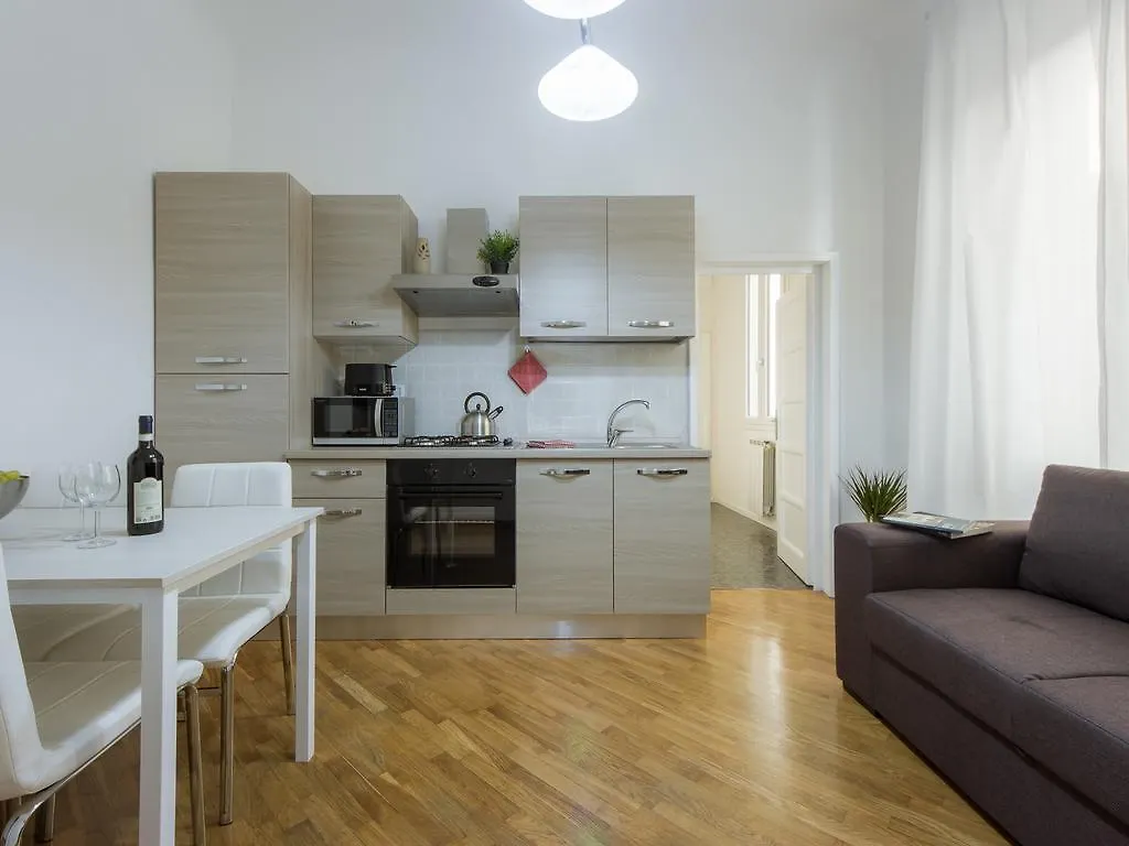 Stylisch Canacci 2 Bedroom Apartment Florence